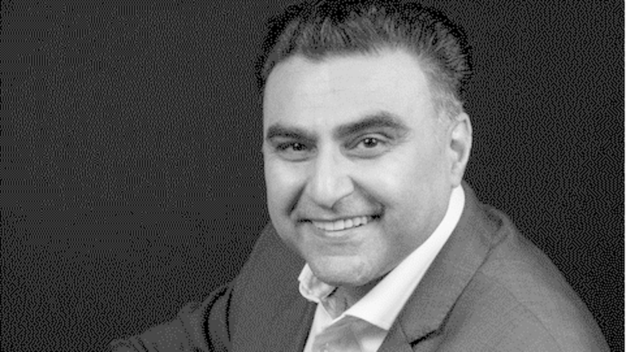Dr. Nadeem Younis