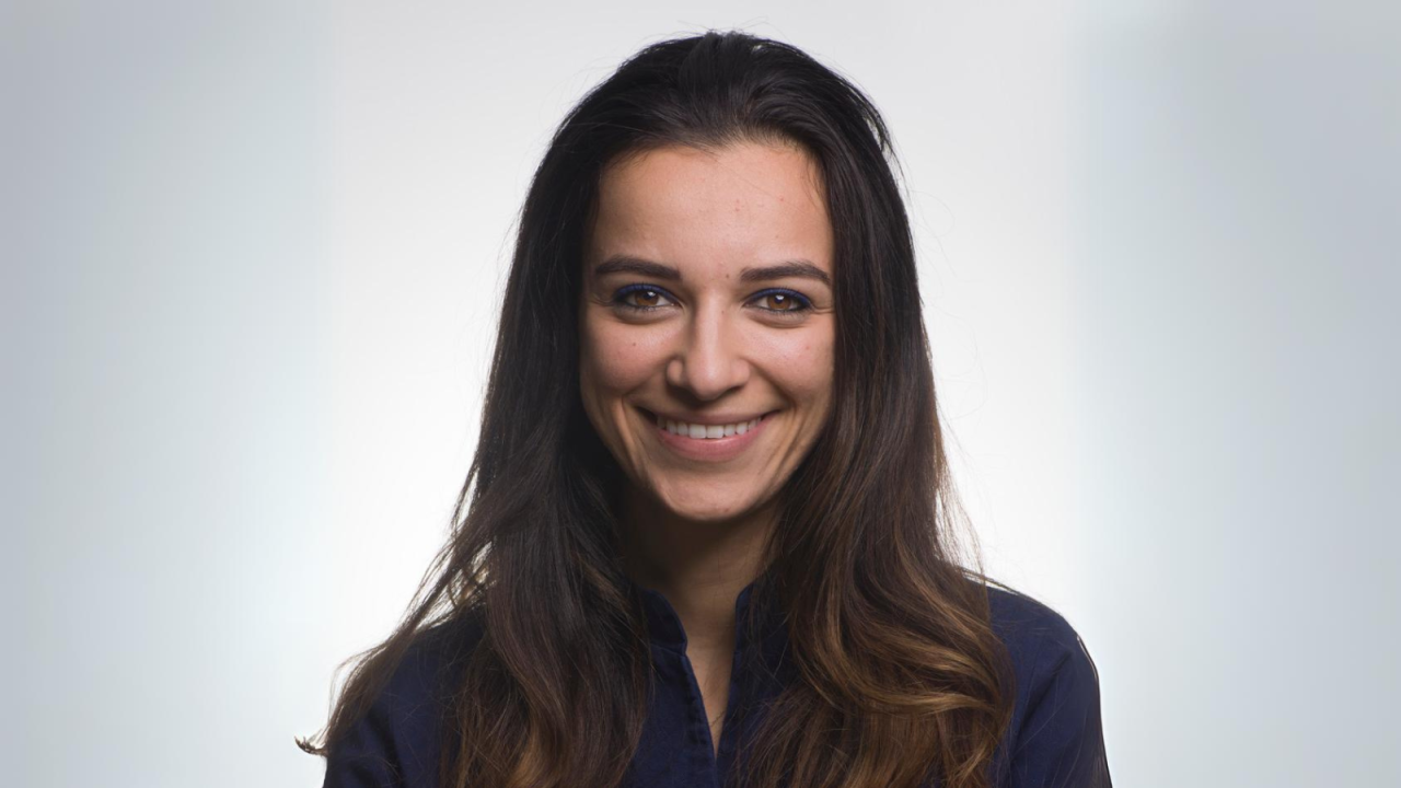 Dr. Laura Mokhtari