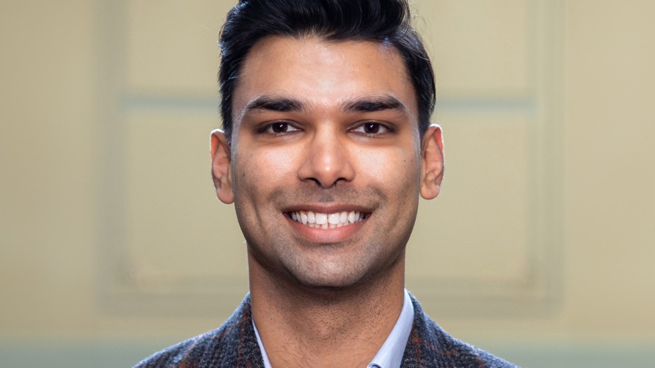 Dr. Siddarth Gupta, UK.